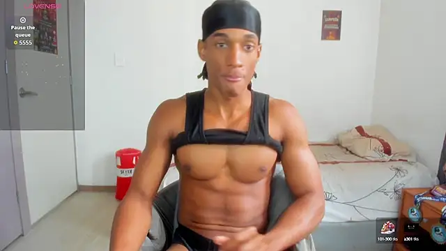 Snapshot of Malkongarcia chatting on October 3, 2025, 7:00 pm Malkongarcia online show from October 3, 2025, 7:00 pm