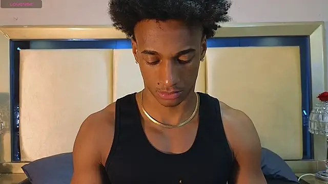 Snapshot of Malkongarcia chatting on December 15, 2025, 9:08 pm Malkongarcia online show from December 15, 2025, 9:08 pm