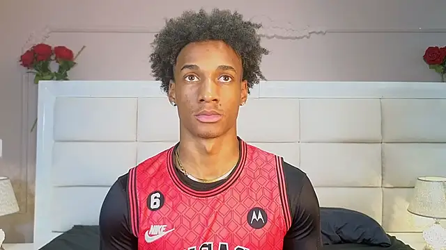 Snapshot of Malkongarcia chatting on December 16, 2025, 7:52 pm Malkongarcia online show from December 16, 2025, 7:52 pm