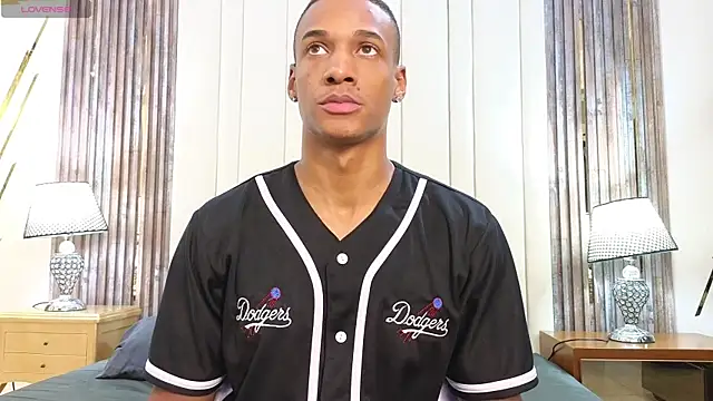 Snapshot of Malkongarcia chatting on February 14, 2026, 9:11 pm Malkongarcia online show from February 14, 2026, 9:11 pm