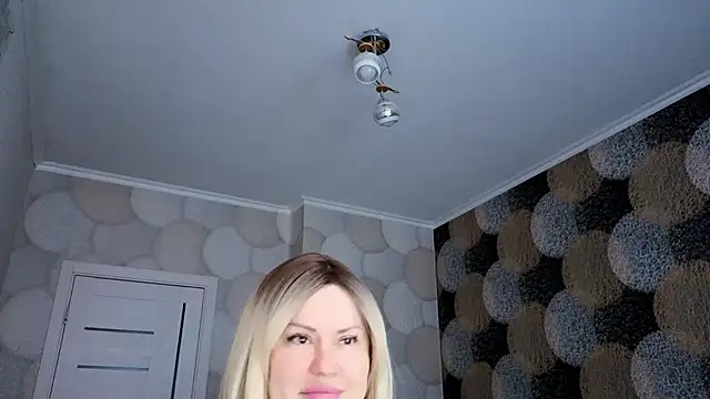 Snapshot of natusik chatting on January 15, 2025, 5:19 am natusik online show from January 15, 2025, 5:19 am