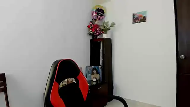 Snapshot of mulata_1ch chatting on December 17, 2024, 9:38 pm mulata 1ch online show from December 17, 2024, 9:38 pm