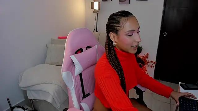 Snapshot of mulata_1ch chatting on September 28, 2025, 12:27 am mulata 1ch online show from September 28, 2025, 12:27 am