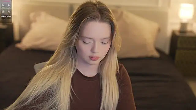 Cassy-Celestial  online show from October 23, 2025, 4:12 am