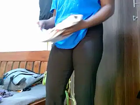 Sweet choc online show from March 12, 2025, 5:07 pm