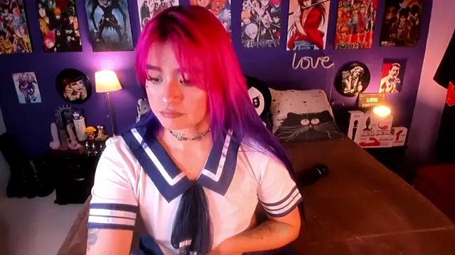 Snapshot of anne_cross chatting on November 14, 2025, 11:57 pm anne cross online show from November 14, 2025, 11:57 pm