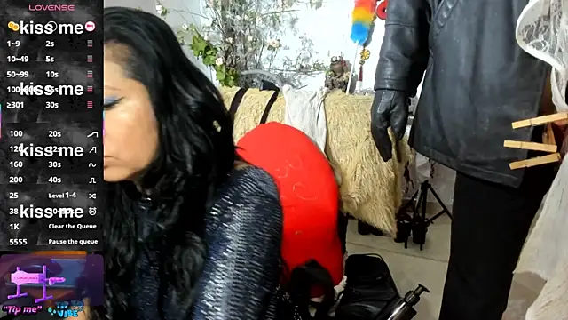 Snapshot of Erlinda-engel chatting on June 15, 2026, 11:23 am Erlinda-engel online show from June 15, 2026, 11:23 am