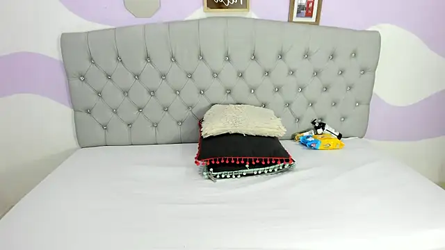 Snapshot of BRIYITHMENA chatting on September 22, 2025, 2:08 pm BRIYITHMENA online show from September 22, 2025, 2:08 pm