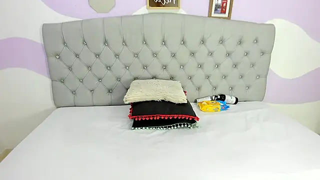 Snapshot of BRIYITHMENA chatting on October 16, 2025, 3:46 pm BRIYITHMENA online show from October 16, 2025, 3:46 pm