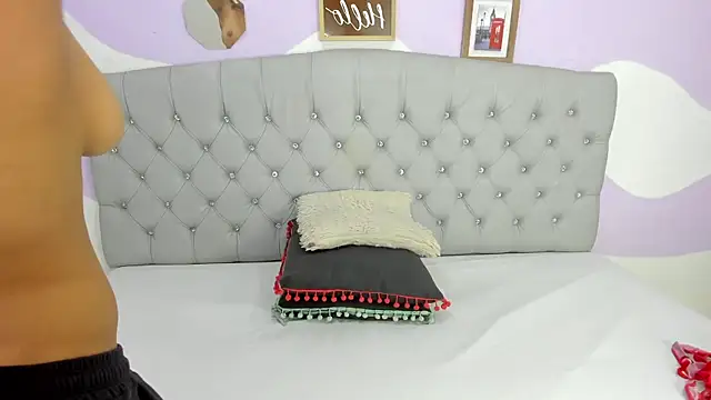 Snapshot of BRIYITHMENA chatting on November 28, 2025, 2:09 pm BRIYITHMENA online show from November 28, 2025, 2:09 pm