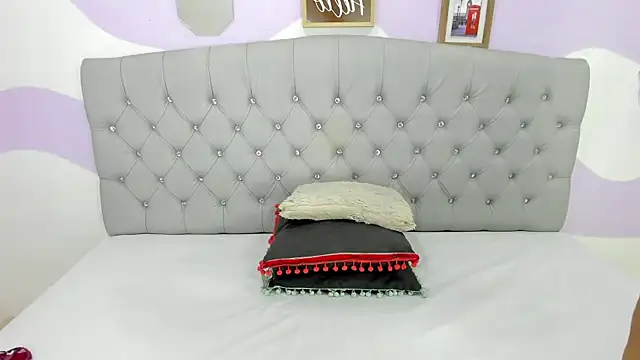 Snapshot of BRIYITHMENA chatting on December 5, 2025, 2:36 pm BRIYITHMENA online show from December 5, 2025, 2:36 pm