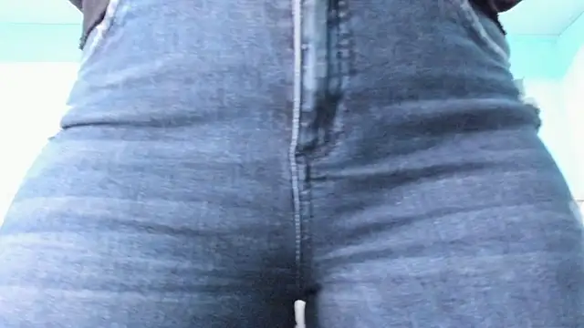 emily hunter12 online show from March 19, 2025, 11:39 am