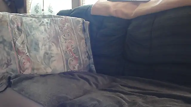 Bramro409 online show from April 14, 2026, 2:56 pm