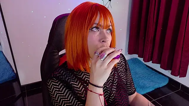 Natalia Montoya online show from September 20, 2025, 2:56 am