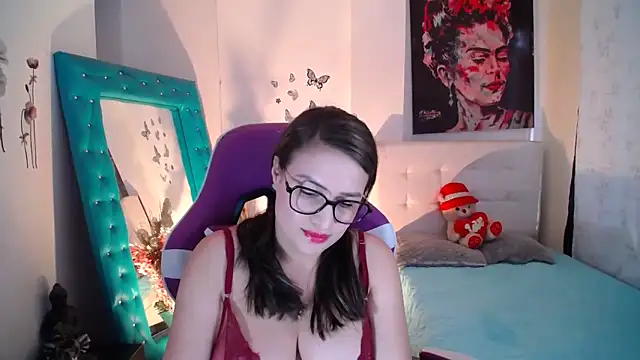 Snapshot of esmeraldaa230 chatting on September 19, 2025, 9:37 pm esmeraldaa230 online show from September 19, 2025, 9:37 pm