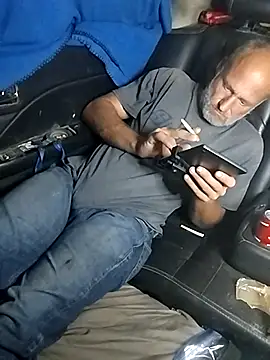 Snapshot of FloppyPickle4u chatting on February 15, 2025, 3:31 am FloppyPickle4u online show from February 15, 2025, 3:31 am