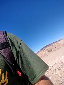 Snapshot of FloppyPickle4u chatting on February 18, 2025, 8:58 pm FloppyPickle4u online show from February 18, 2025, 8:58 pm