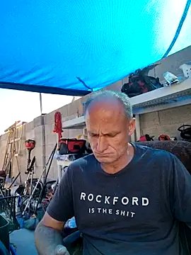 Snapshot of FloppyPickle4u chatting on February 20, 2025, 7:19 pm FloppyPickle4u online show from February 20, 2025, 7:19 pm