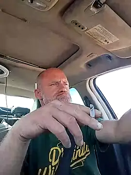 Snapshot of FloppyPickle4u chatting on March 11, 2025, 5:46 pm FloppyPickle4u online show from March 11, 2025, 5:46 pm