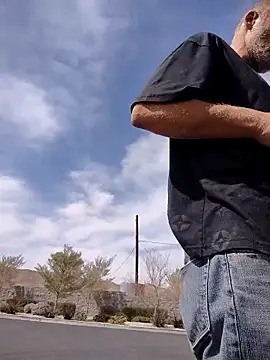 Snapshot of FloppyPickle4u chatting on March 20, 2025, 6:53 pm FloppyPickle4u online show from March 20, 2025, 6:53 pm