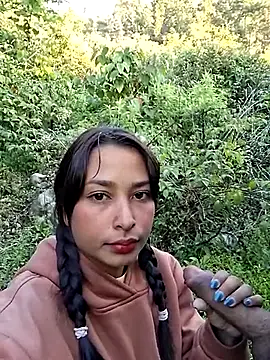 Bonnie Clydeee online show from March 18, 2026, 11:35 am