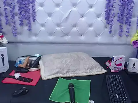 Snapshot of Brith_Adams chatting on January 30, 2025, 9:25 am Brith Adams online show from January 30, 2025, 9:25 am