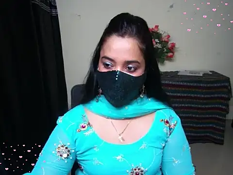 Arushisingh8888 online show from November 30, 2025, 1:04 pm