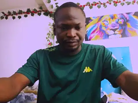 latinhot9631 online show from December 19, 2025, 2:29 am