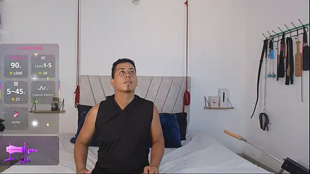 Liana Asaff online show from December 15, 2025, 6:34 pm