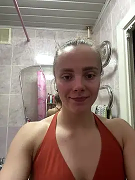 Snapshot of AlisaKissss chatting on December 28, 2024, 8:15 pm AlisaKissss online show from December 28, 2024, 8:15 pm