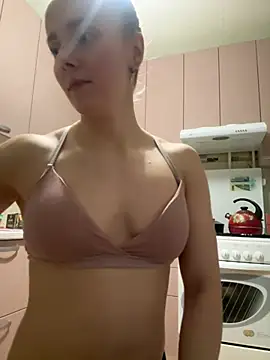 Snapshot of AlisaKissss chatting on January 9, 2025, 7:50 pm AlisaKissss online show from January 9, 2025, 7:50 pm