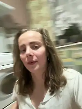 Snapshot of AlisaKissss chatting on March 5, 2025, 6:01 pm AlisaKissss online show from March 5, 2025, 6:01 pm