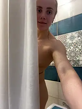 Snapshot of AlisaKissss chatting on March 15, 2025, 9:05 pm AlisaKissss online show from March 15, 2025, 9:05 pm