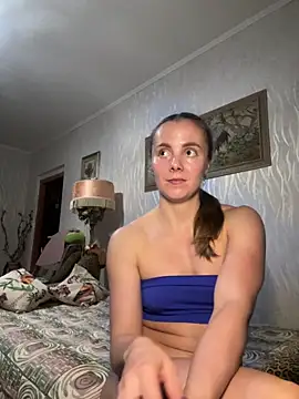 Snapshot of AlisaKissss chatting on September 25, 2025, 7:17 pm AlisaKissss online show from September 25, 2025, 7:17 pm