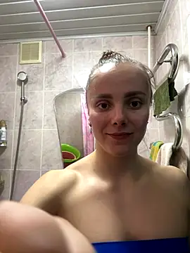 Snapshot of AlisaKissss chatting on October 27, 2025, 7:18 pm AlisaKissss online show from October 27, 2025, 7:18 pm