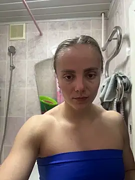 AlisaKissss online show from April 15, 2026, 7:58 pm