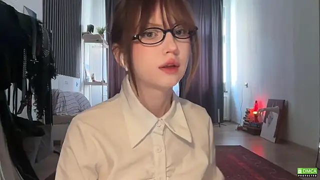 electric babe online show from July 8, 2026, 9:14 am
