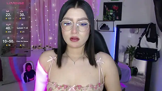 mily thomson b  online show from October 3, 2025, 10:29 pm