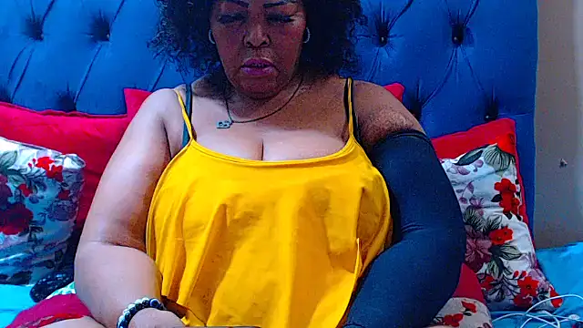 ebonycandy10 online show from October 16, 2025, 6:25 am