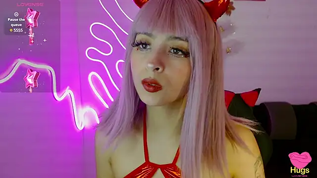 Snapshot of Kind_Scarlett chatting on December 5, 2024, 2:09 am Kind Scarlett online show from December 5, 2024, 2:09 am