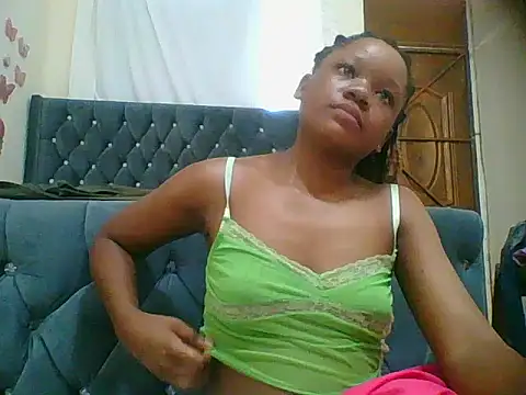 Snapshot of HotJeylee chatting on November 12, 2025, 10:48 am HotJeylee online show from November 12, 2025, 10:48 am