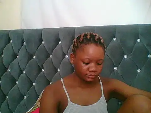 Snapshot of HotJeylee chatting on January 13, 2026, 9:36 am HotJeylee online show from January 13, 2026, 9:36 am