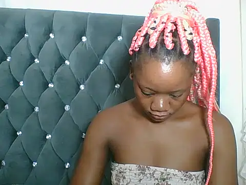 Snapshot of HotJeylee chatting on February 10, 2026, 12:48 am HotJeylee online show from February 10, 2026, 12:48 am