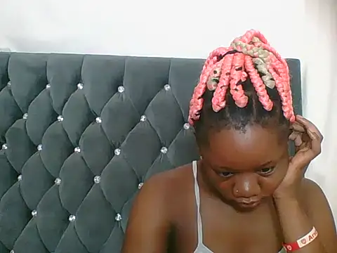 Snapshot of HotJeylee chatting on February 21, 2026, 7:42 am HotJeylee online show from February 21, 2026, 7:42 am