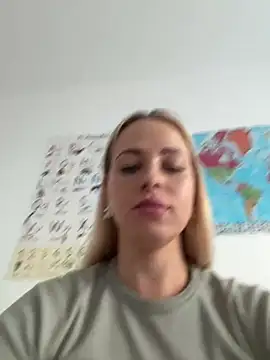 streetdoll online show from January 12, 2025, 3:46 pm