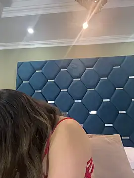 Snapshot of ThaniaJones chatting on March 31, 2026, 11:43 am ThaniaJones online show from March 31, 2026, 11:43 am