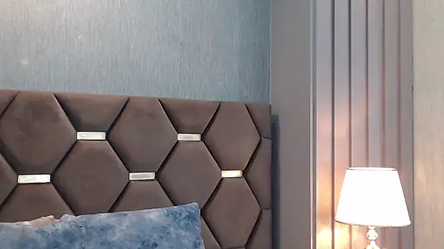 Snapshot of ThaniaJones chatting on April 11, 2026, 11:47 am ThaniaJones online show from April 11, 2026, 11:47 am