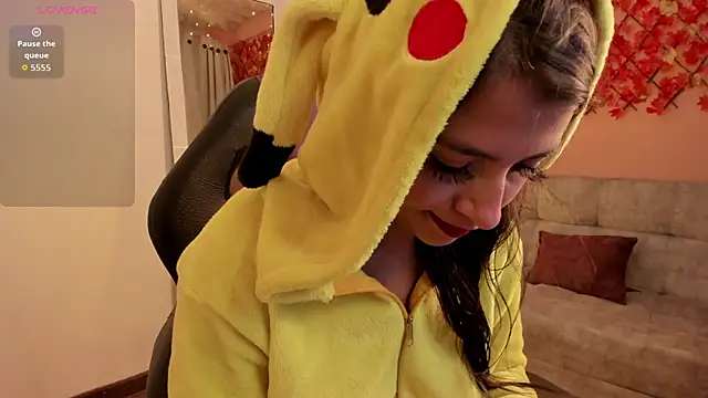 Snapshot of Sweet_Candies chatting on February 20, 2026, 9:43 am Sweet Candies online show from February 20, 2026, 9:43 am