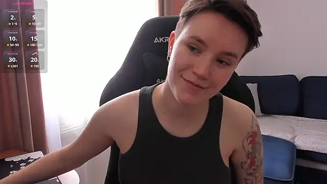 JessieFlower online show from June 3, 2026, 7:44 am