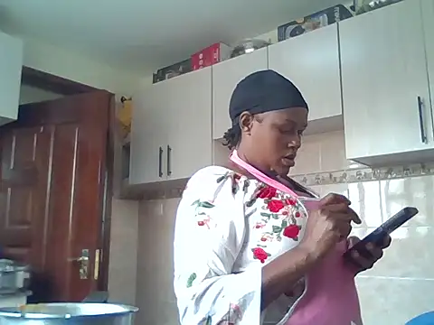 Snapshot of tight_pussy_gall chatting on October 22, 2025, 5:52 am tight pussy gall online show from October 22, 2025, 5:52 am